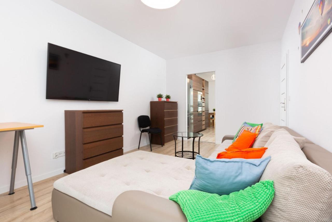Apartamenty Kasprzaka P&O Serviced Apartments Varsavia Esterno foto